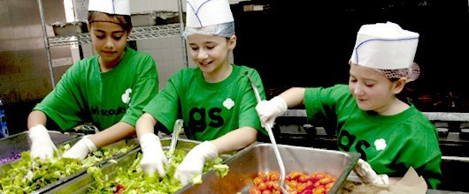 bronze-award-hero Junior troop working in a soup kitchen